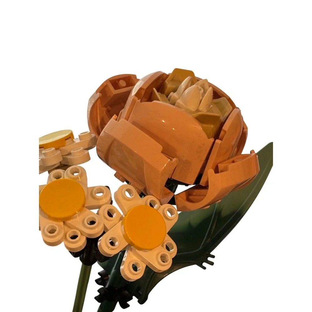 LEGO‎ Flower Bouquet Building Set Home Decor Floral assorted fully assembled